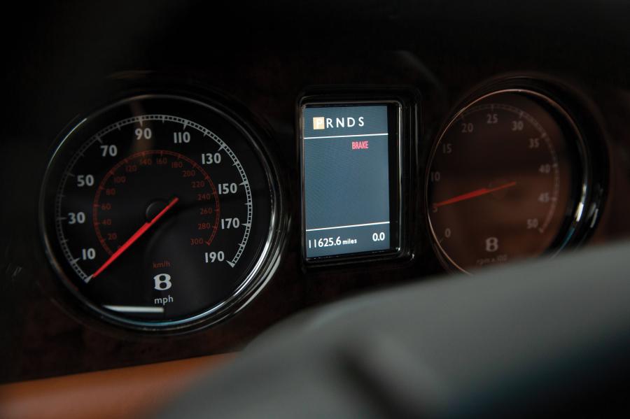 Панель приборов Bentley Arnage T 2007 года  (фото 7 из 33)